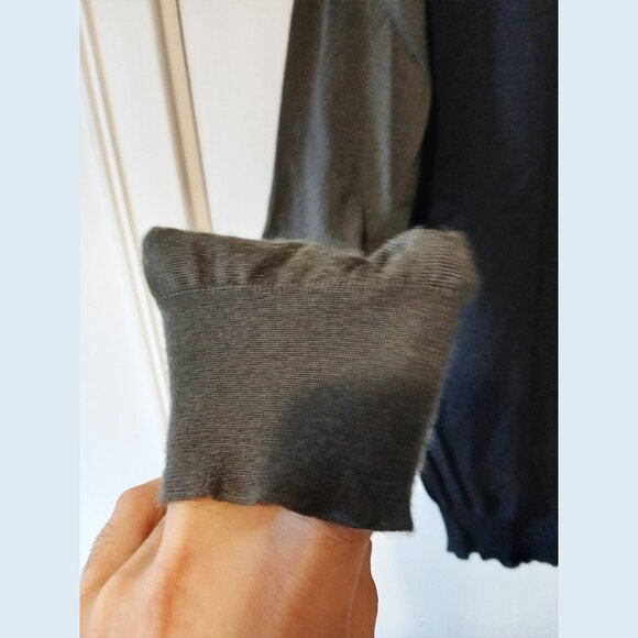 PRADA - Cashmere silk navy sweater - Sz 54 (fits M) - Picture 4 of 7